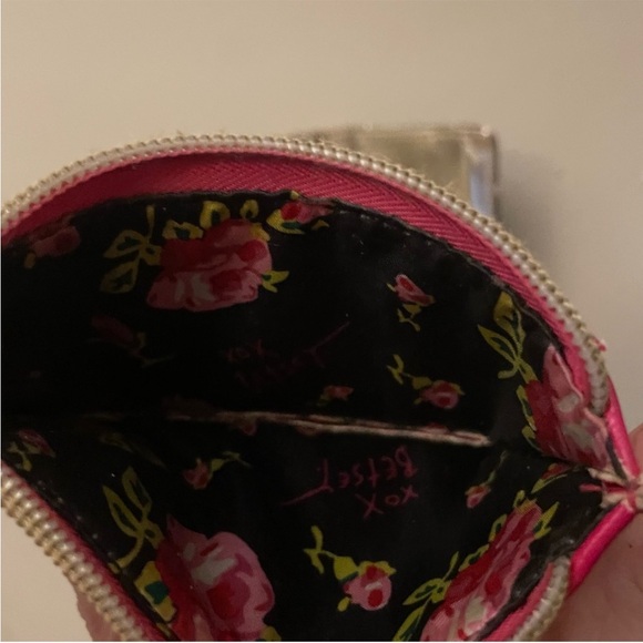 Vintage Betsey Johnson Black & White Stripe Pink Glitter Heart Fold-Over Wallet - Picture 15 of 16